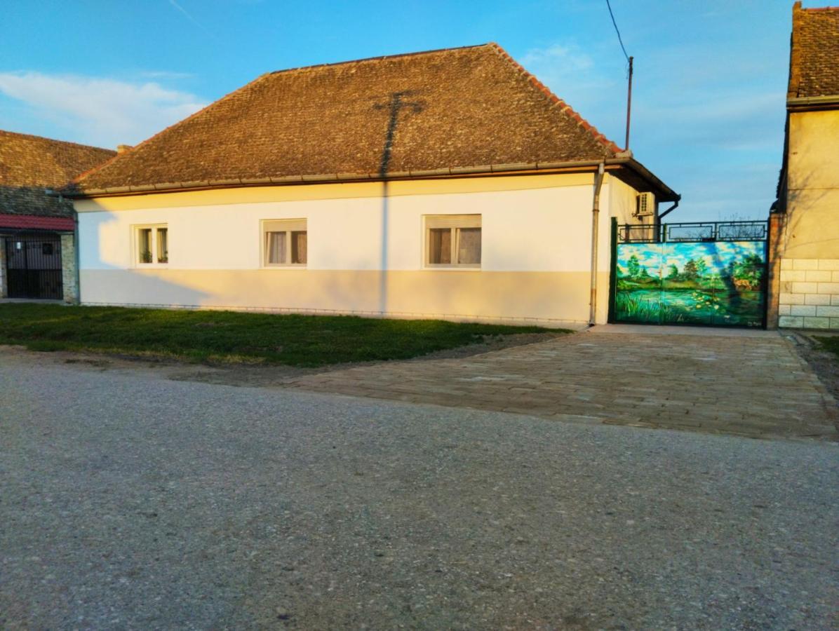 Apartman Katarina Backi Monostor Zewnętrze zdjęcie
